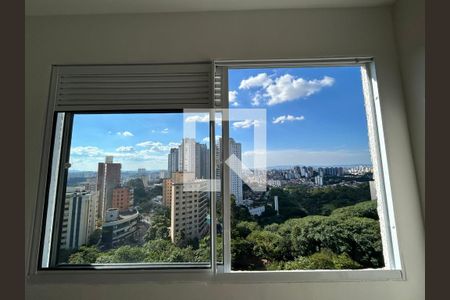 Quarto de apartamento para alugar com 2 quartos, 35m² em Vila Suzana, São Paulo