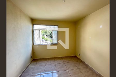 Sala de apartamento para alugar com 3 quartos, 50m² em Praça Seca, Rio de Janeiro