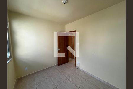 Quarto 1 de apartamento para alugar com 3 quartos, 50m² em Praça Seca, Rio de Janeiro