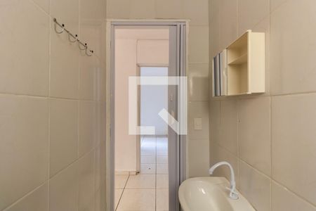 Banheiro de casa para alugar com 1 quarto, 31m² em Vila Alpina, São Paulo