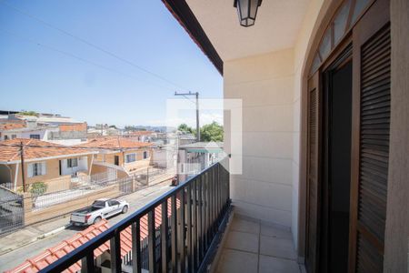 VARANDA DA SUÍTE 1 de casa à venda com 3 quartos, 315m² em Vila Continental, São Paulo