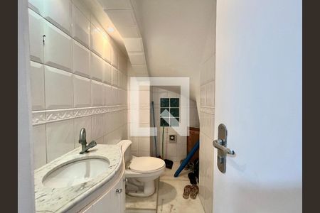 LAVABO de apartamento à venda com 2 quartos, 100m² em Leblon, Rio de Janeiro