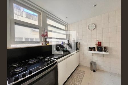 COZINHA de apartamento à venda com 2 quartos, 100m² em Leblon, Rio de Janeiro