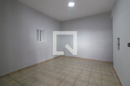 Sala de casa para alugar com 3 quartos, 150m² em Jardim Artur Alvim, São Paulo