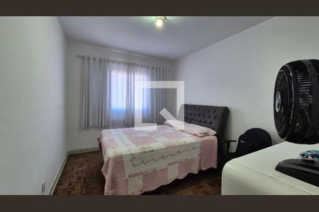 Quarto de apartamento à venda com 2 quartos, 82m² em Parque Jaçatuba, Santo André