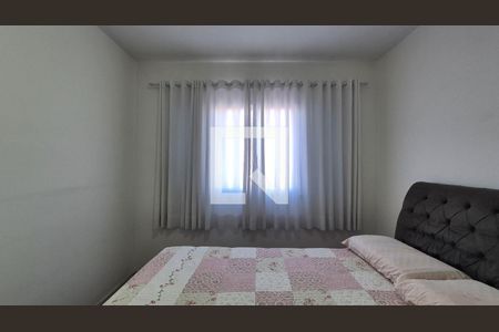 Quarto de apartamento à venda com 2 quartos, 82m² em Parque Jaçatuba, Santo André