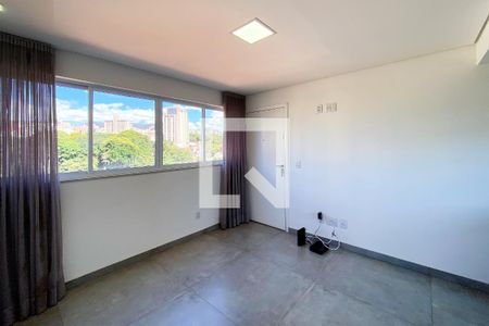 Sala de apartamento para alugar com 1 quarto, 36m² em Floresta, Belo Horizonte