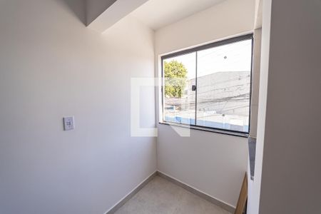 Sala/Cozinha e Área de Serviço de apartamento para alugar com 1 quarto, 30m² em Vila Rio Branco, São Paulo