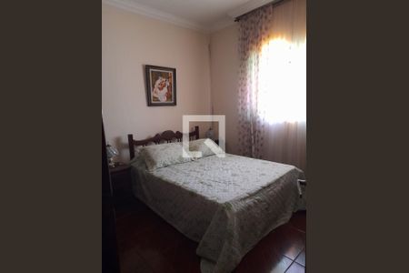 Quarto de casa à venda com 4 quartos, 359m² em Novo Eldorado, Contagem