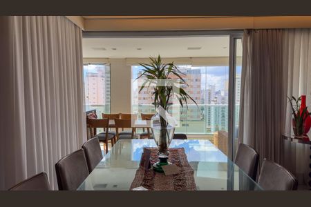 Sala de apartamento à venda com 3 quartos, 200m² em Campo Belo, São Paulo
