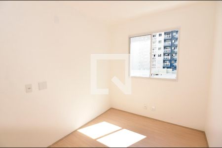 Quarto 1 de apartamento para alugar com 2 quartos, 50m² em Santo Cristo, Rio de Janeiro