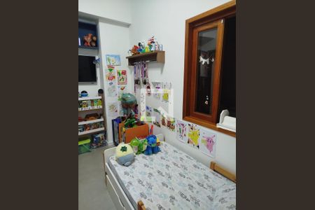 Quarto de casa à venda com 6 quartos, 387m² em Centro, Diadema