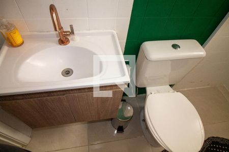 Casa 1 - Banheiro de casa à venda com 6 quartos, 250m² em Brooklin, São Paulo