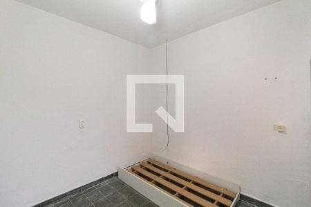 Suíte de casa para alugar com 4 quartos, 80m² em Vila Santa Terezinha, Carapicuíba
