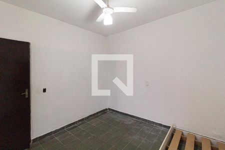 Suíte de casa para alugar com 4 quartos, 80m² em Vila Santa Terezinha, Carapicuíba