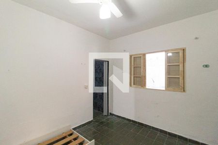Suíte de casa para alugar com 4 quartos, 80m² em Vila Santa Terezinha, Carapicuíba