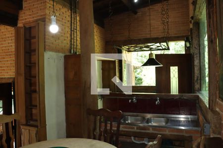 Casa de Condomínio para alugar com 3 quartos, 300m² em Vila Real Moinho Velho, Embu das Artes