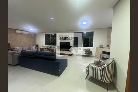 Sala de casa de condomínio à venda com 4 quartos, 200m² em Itaim Mirim, Barueri
