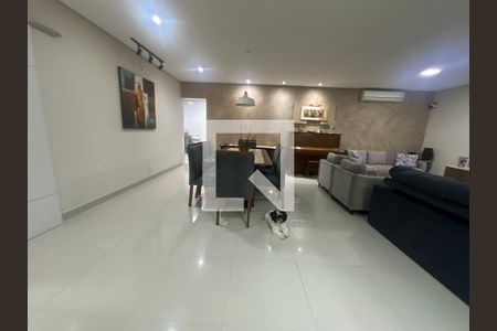 Sala de casa de condomínio à venda com 4 quartos, 200m² em Itaim Mirim, Barueri