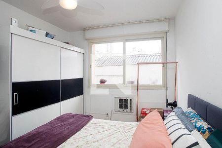 Quarto 1 de apartamento à venda com 2 quartos, 77m² em Rio Branco, Porto Alegre