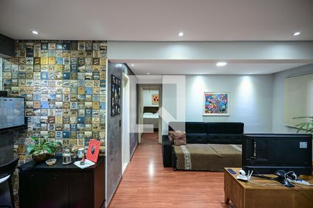 Sala de apartamento à venda com 2 quartos, 63m² em Jardim Caner, Taboão da Serra