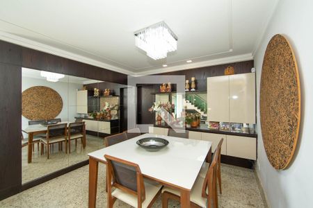 SALA de apartamento à venda com 5 quartos, 259m² em Padre Eustáquio, Belo Horizonte