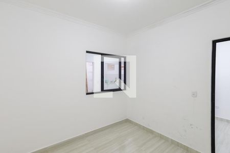 Quarto 1 de casa para alugar com 2 quartos, 60m² em Jardim Guanca, São Paulo