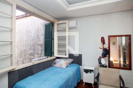 Quarto 2 de apartamento à venda com 3 quartos, 100m² em Santana, Porto Alegre