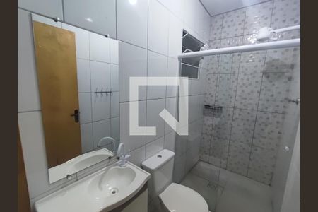 Banheiro de casa para alugar com 1 quarto, 50m² em Chácara do Solar II (Fazendinha), Santana de Parnaíba