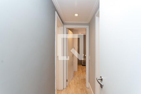 Corredor de apartamento à venda com 3 quartos, 85m² em Água Branca, São Paulo