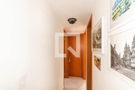 Corredor de apartamento à venda com 3 quartos, 67m² em Vila Isabel, Rio de Janeiro