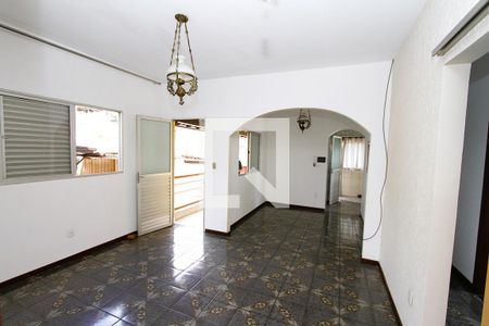 Sala de casa para alugar com 3 quartos, 90m² em Salgado Filho, Belo Horizonte