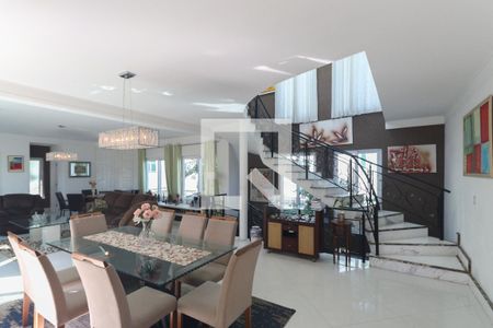 Sala de casa para alugar com 4 quartos, 637m² em Vila Albertina, São Paulo