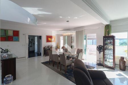 Sala de casa para alugar com 4 quartos, 637m² em Vila Albertina, São Paulo