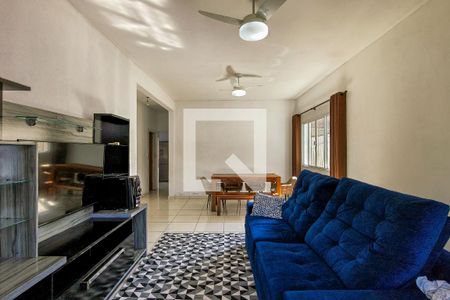 Sala de casa para alugar com 4 quartos, 399m² em Vila Sonia, Praia Grande