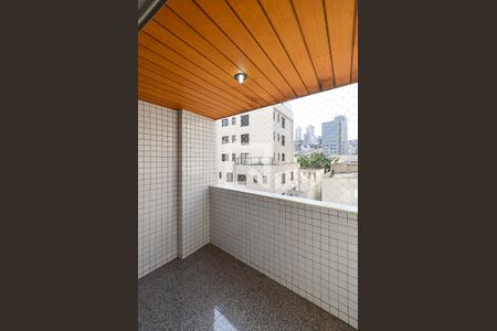 Varanda de apartamento para alugar com 3 quartos, 98m² em Santa Efigênia, Belo Horizonte