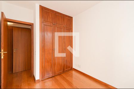 Quarto 1 de apartamento para alugar com 3 quartos, 98m² em Santa Efigênia, Belo Horizonte