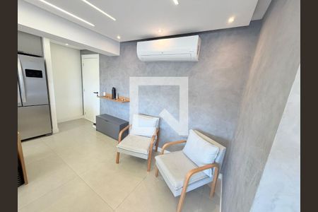 Sala de apartamento à venda com 2 quartos, 86m² em Vila Gilda, Santo André