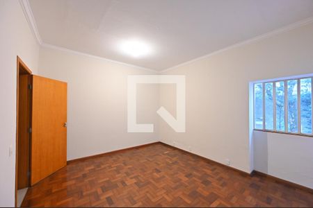 Suíte 1 de casa à venda com 8 quartos, 353m² em Vila Clementino, São Paulo