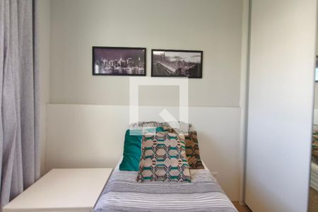 Quarto 2 de apartamento à venda com 2 quartos, 43m² em Jardim Ipaussurama, Campinas