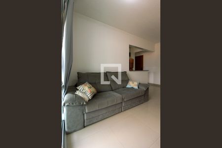 Sala de apartamento para alugar com 2 quartos, 70m² em Solemar, Praia Grande
