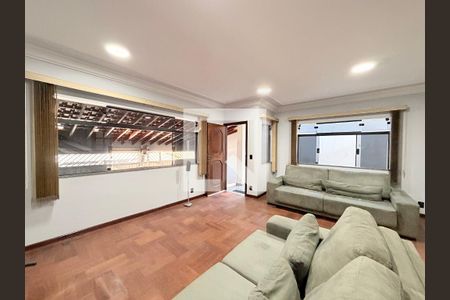 Sala de casa à venda com 5 quartos, 284m² em Vila Bandeirantes, Jundiaí