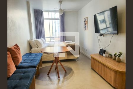 Sala/Quarto de kitnet/studio para alugar com 1 quarto, 30m² em Vila Buarque, São Paulo