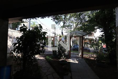 Vista da Sala de estar de casa à venda com 4 quartos, 640m² em Vila Jardim, Porto Alegre
