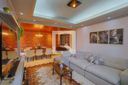 Casa à venda com 4 quartos, 337m² em João Pinheiro, Belo Horizonte