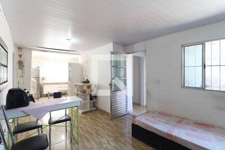 Casa para alugar com 3 quartos, 211m² em Vila Medeiros, São Paulo