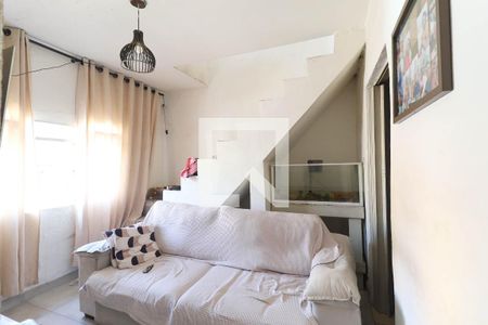 Casa para alugar com 3 quartos, 211m² em Vila Medeiros, São Paulo