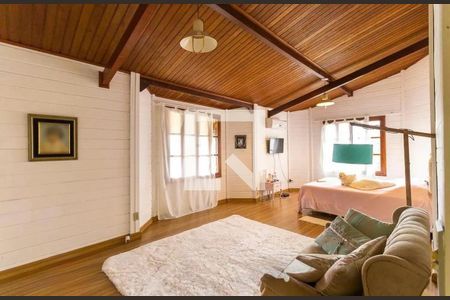 Casa à venda com 3 quartos, 388m² em Colinas do Ermitage (Sousas), Campinas