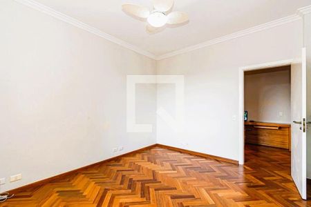 Casa à venda com 3 quartos, 470m² em Jardim Guedala, São Paulo