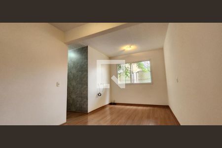 Foto 03 de apartamento para alugar com 2 quartos, 43m² em Jardim Helga, São Paulo